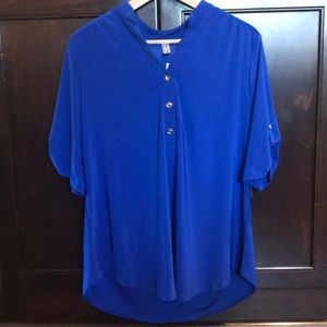 Blouse, above elbow length sleeves